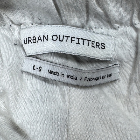 Urban Outfitters Granny Square Crochet Black White Boho Shorts Size Large - Picture 15 of 16